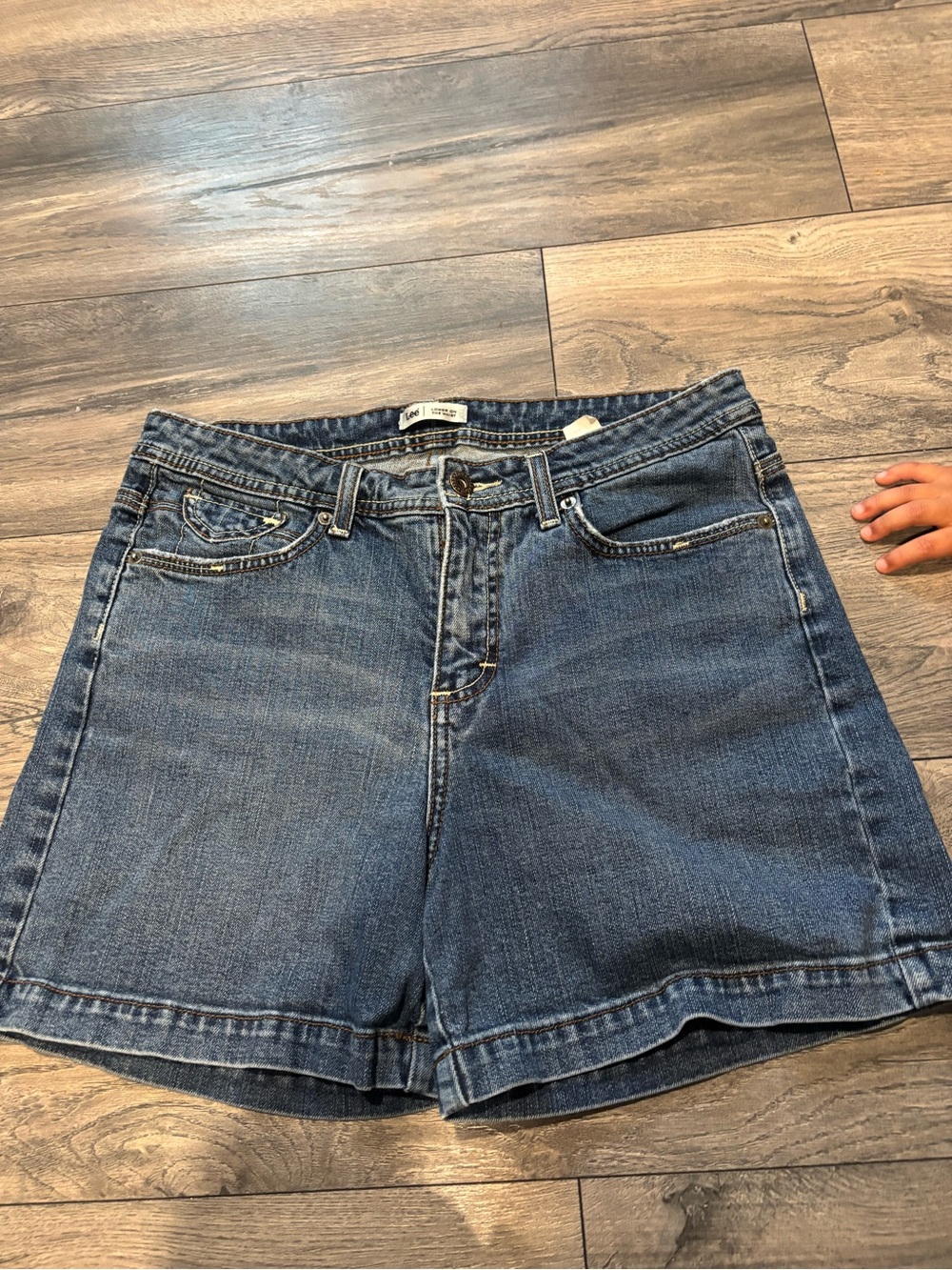 Lee Women's low on the waist denim shorts